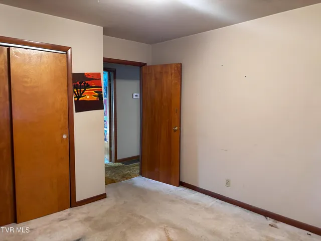 $139,000 | 220 Russell Street, Jonesville, VA 24263