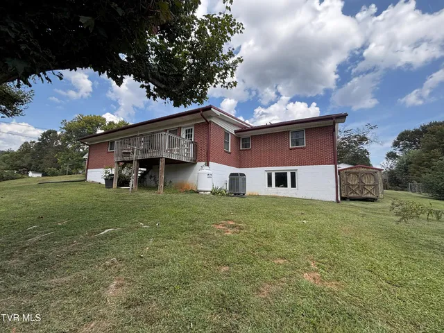 $139,000 | 220 Russell Street, Jonesville, VA 24263