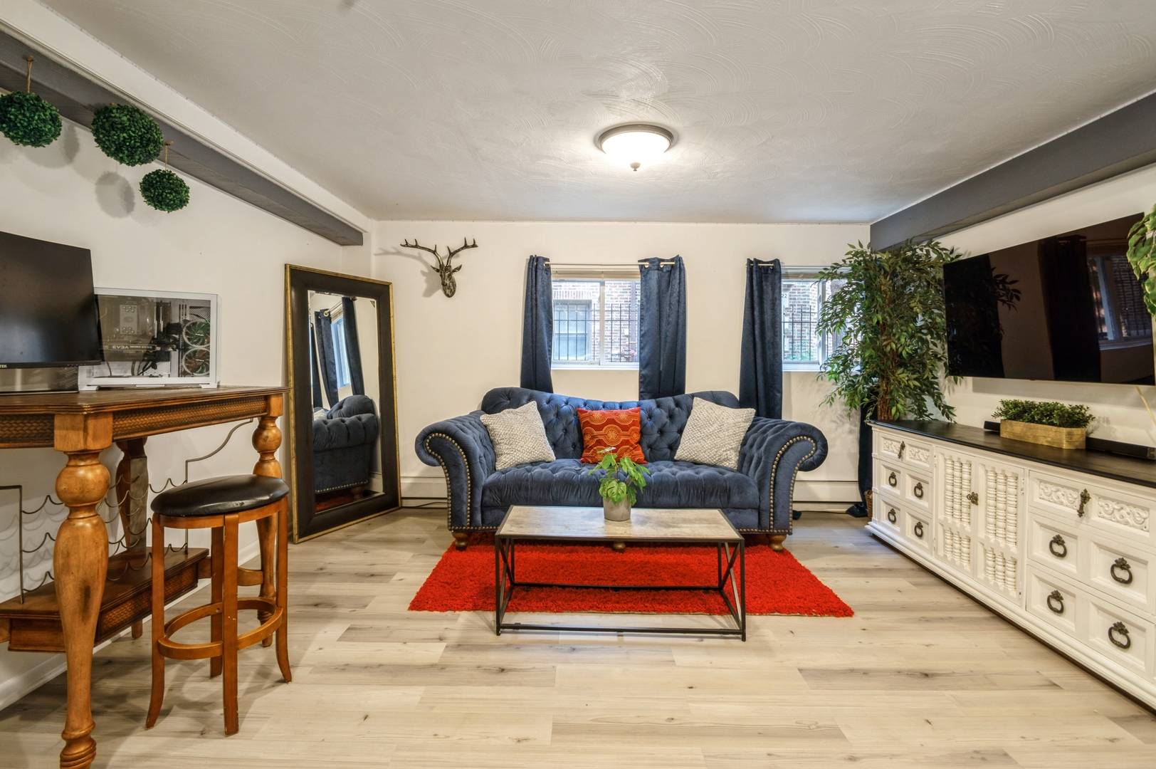 4416 North Harding Avenue, Unit 2 Chicago, IL 60625 - Photo 4 of 14