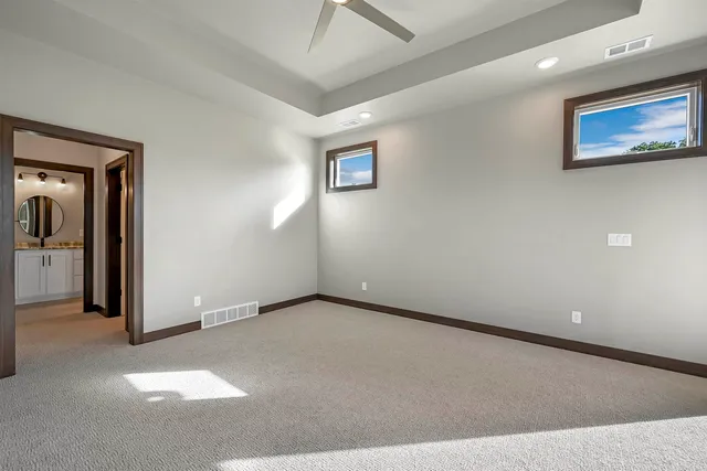 $649,900 | 895 Black Swan Drive, Menasha, WI 54952