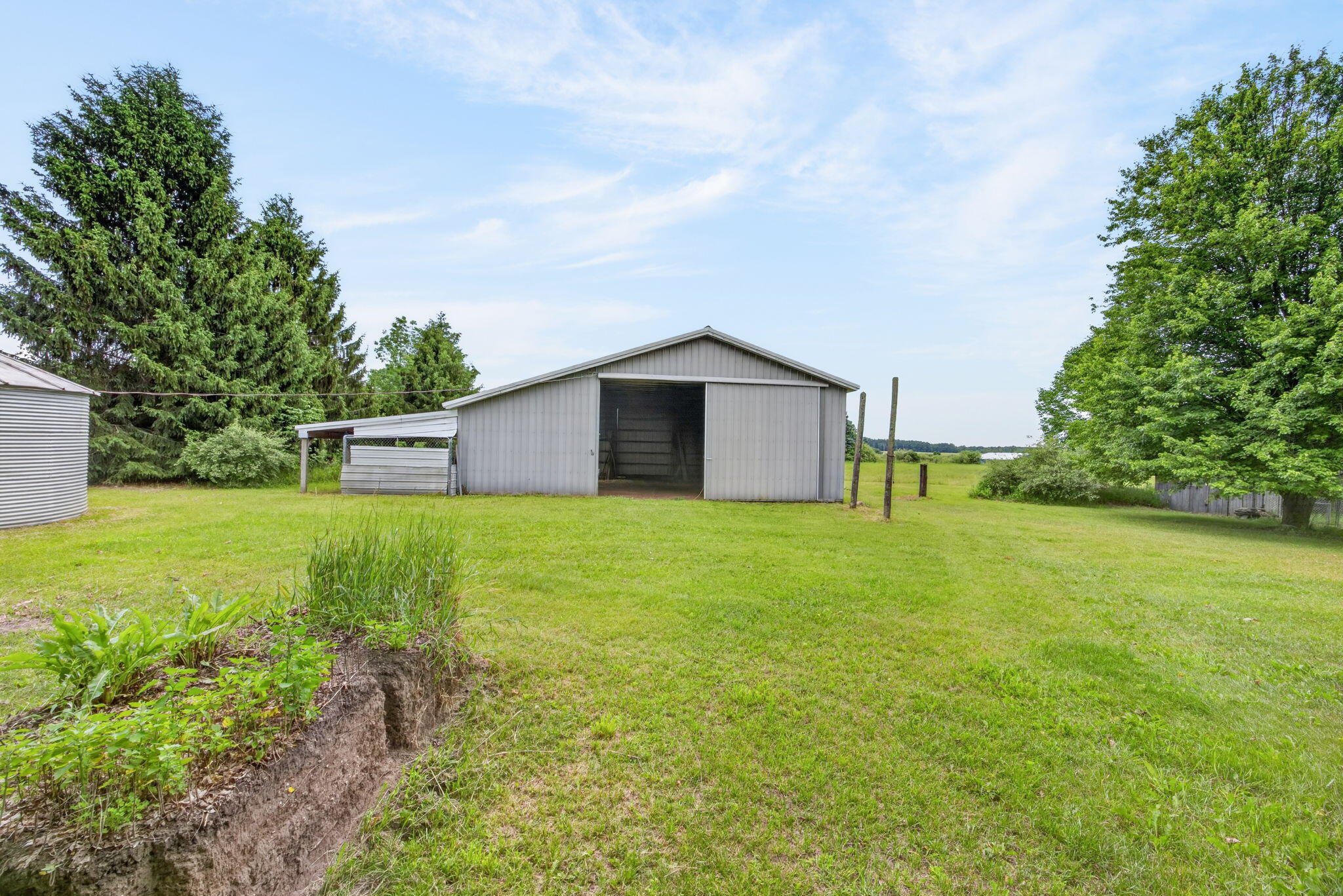 6178 Meredith Grade Road Harrison, MI 48625 - Photo 28 of 42 28-web-or-mls-3Y2A5629