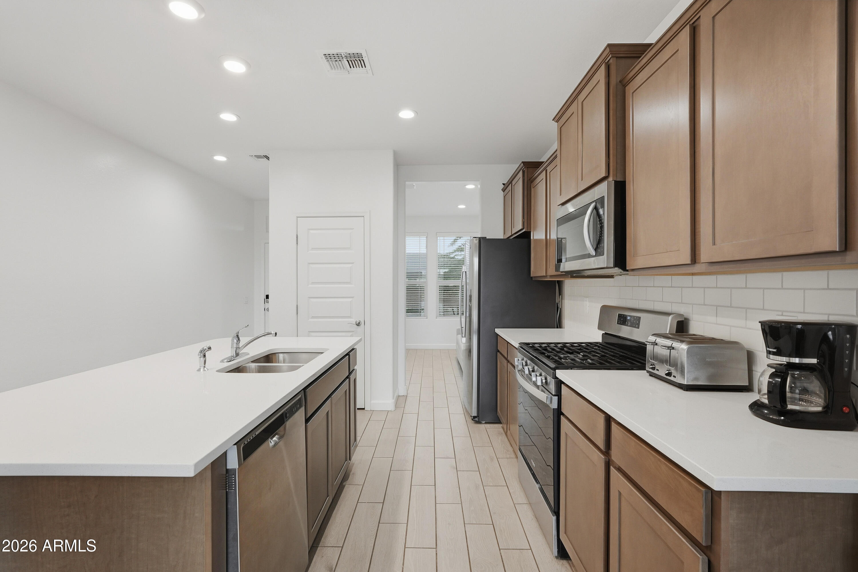 16537 West Hadley Street Goodyear, AZ 85338 - Photo 8 of 26 012_ListerPros