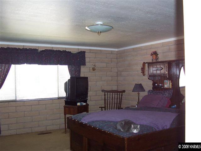 1455 Sioux Trail Reno, NV 89521 - Photo 7 of 9 a view of a balcony