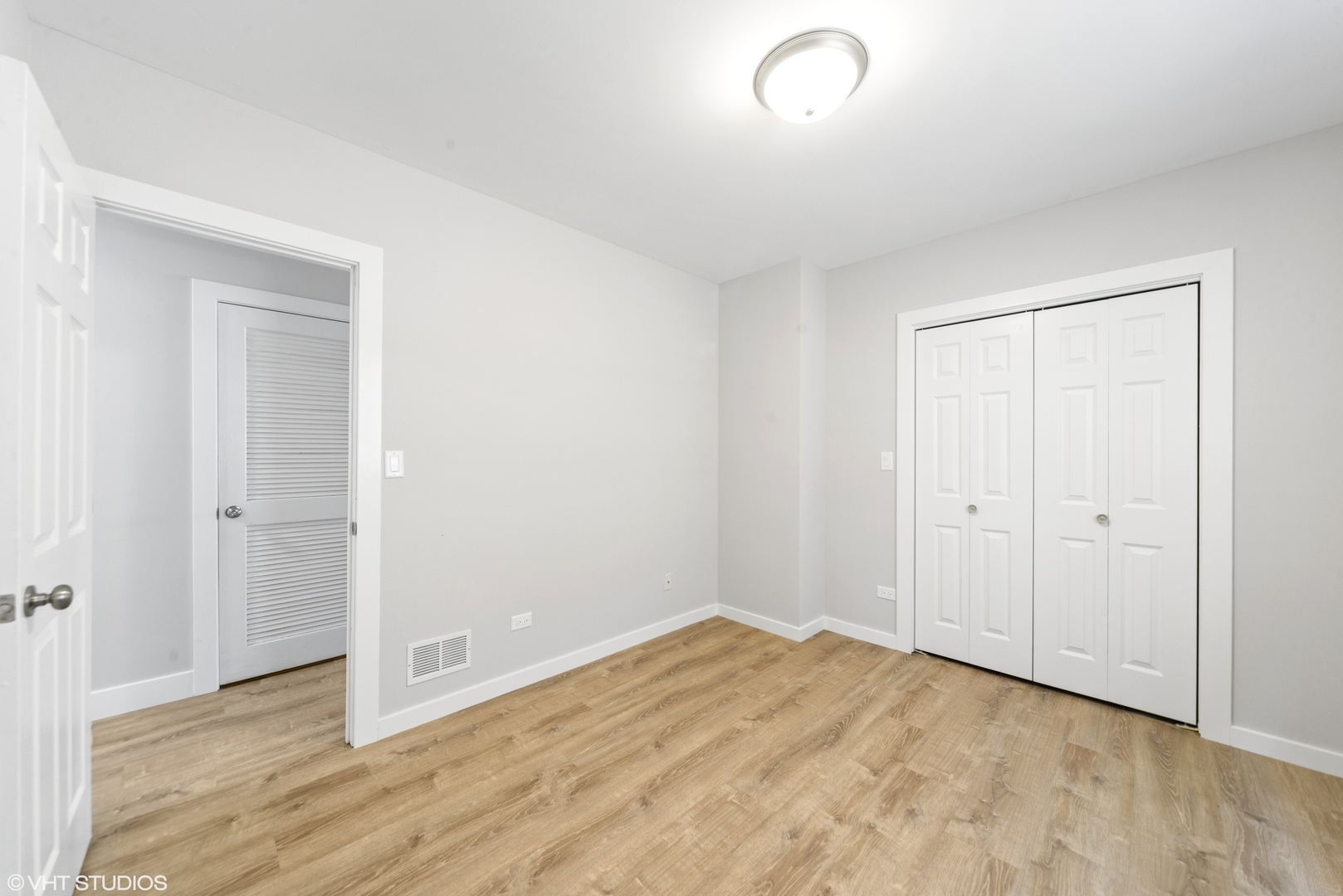 6042 West 63rd Street, Unit 1 Chicago, IL 60638 - Photo 5 of 14