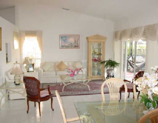 8164 Copenhagen Way Boca Raton, FL 33434 - Photo 3 of 8 Additional Photo