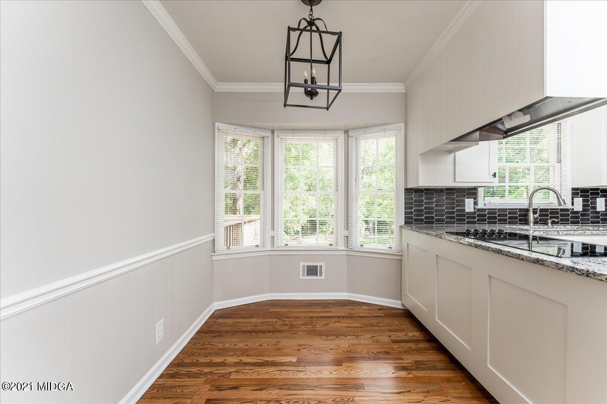 1211 Newport Road Macon, GA 31210 - Photo 11 of 44 Breakfast Area