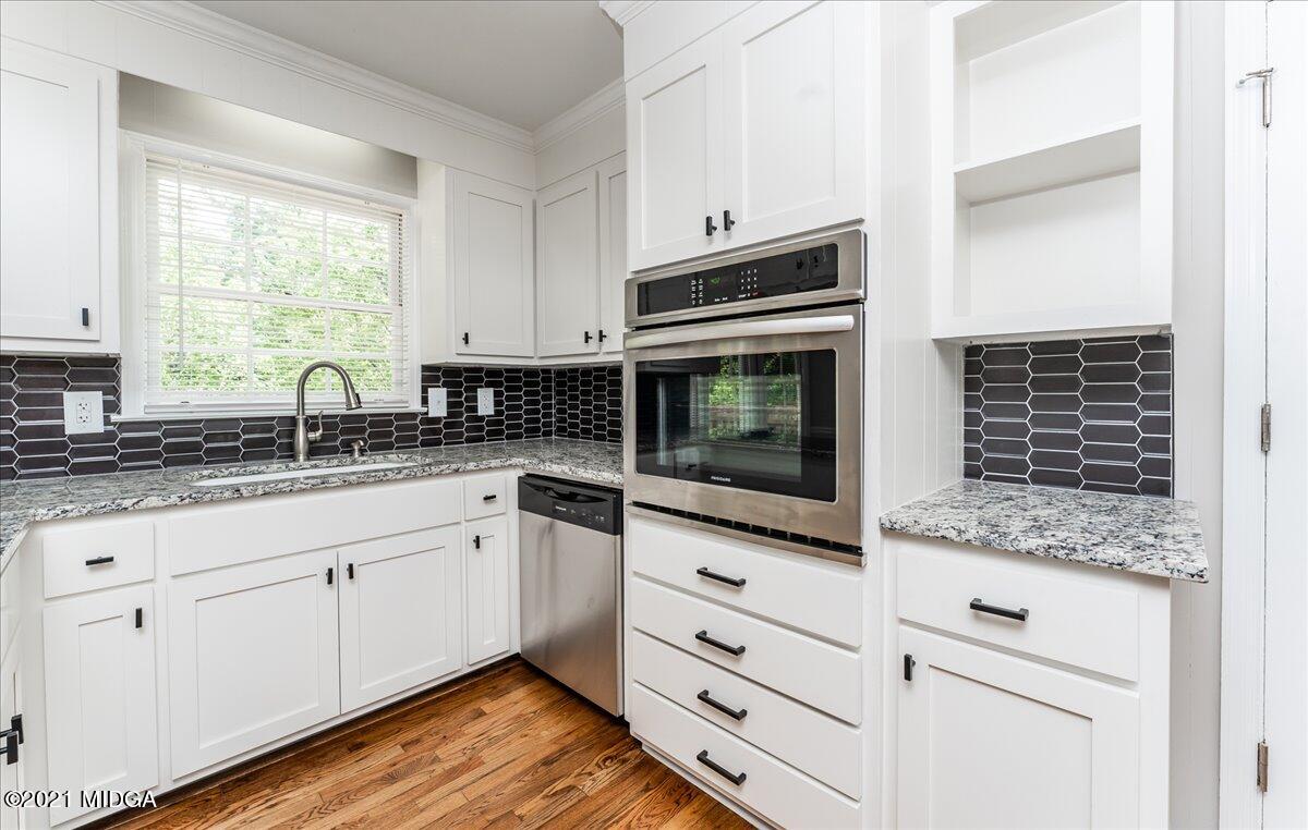 1211 Newport Road Macon, GA 31210 - Photo 13 of 44 Kitchen