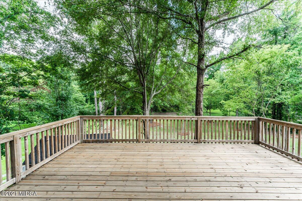 1211 Newport Road Macon, GA 31210 - Photo 34 of 44 Rear Deck