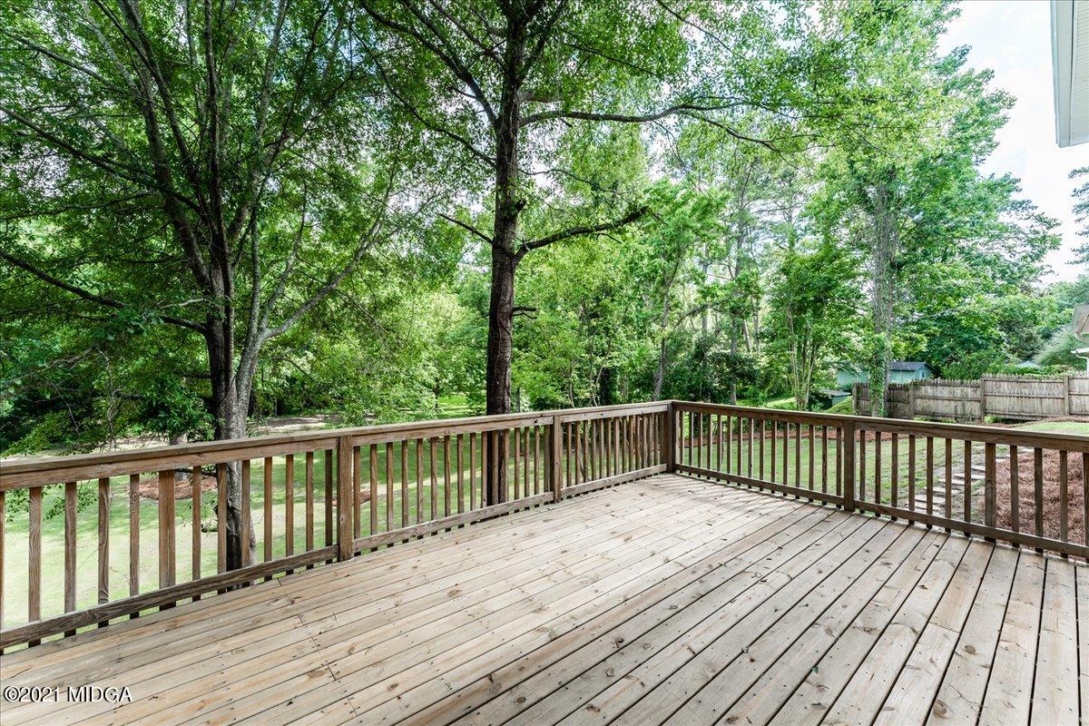 1211 Newport Road Macon, GA 31210 - Photo 35 of 44 Rear Deck