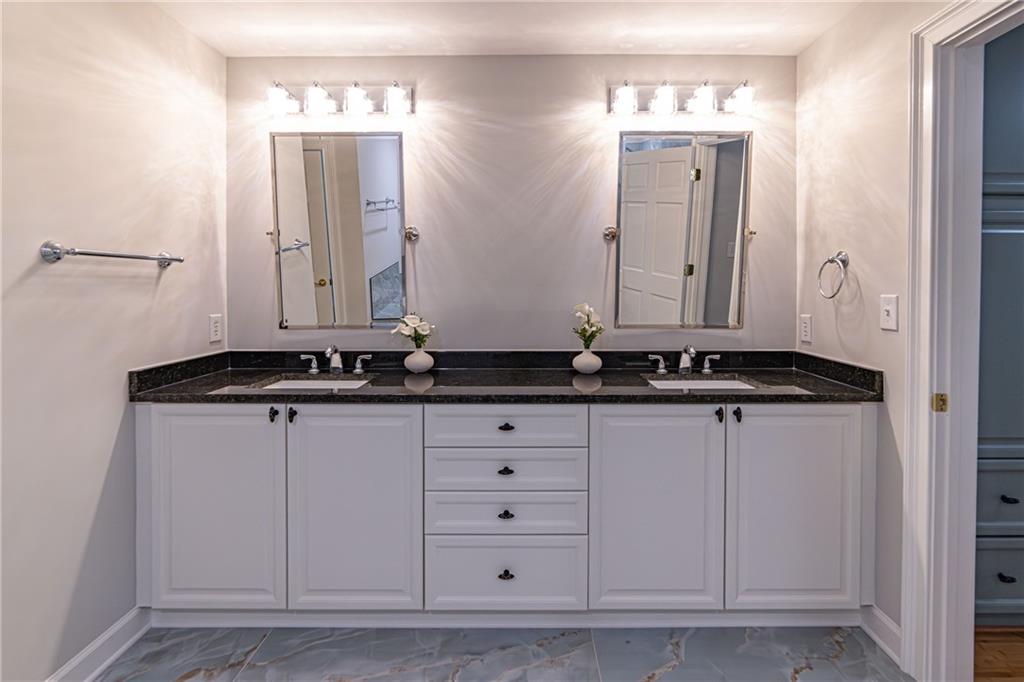 3275 Lenox Road Northeast, Unit 214 Atlanta, GA 30324 - Photo 34 of 60