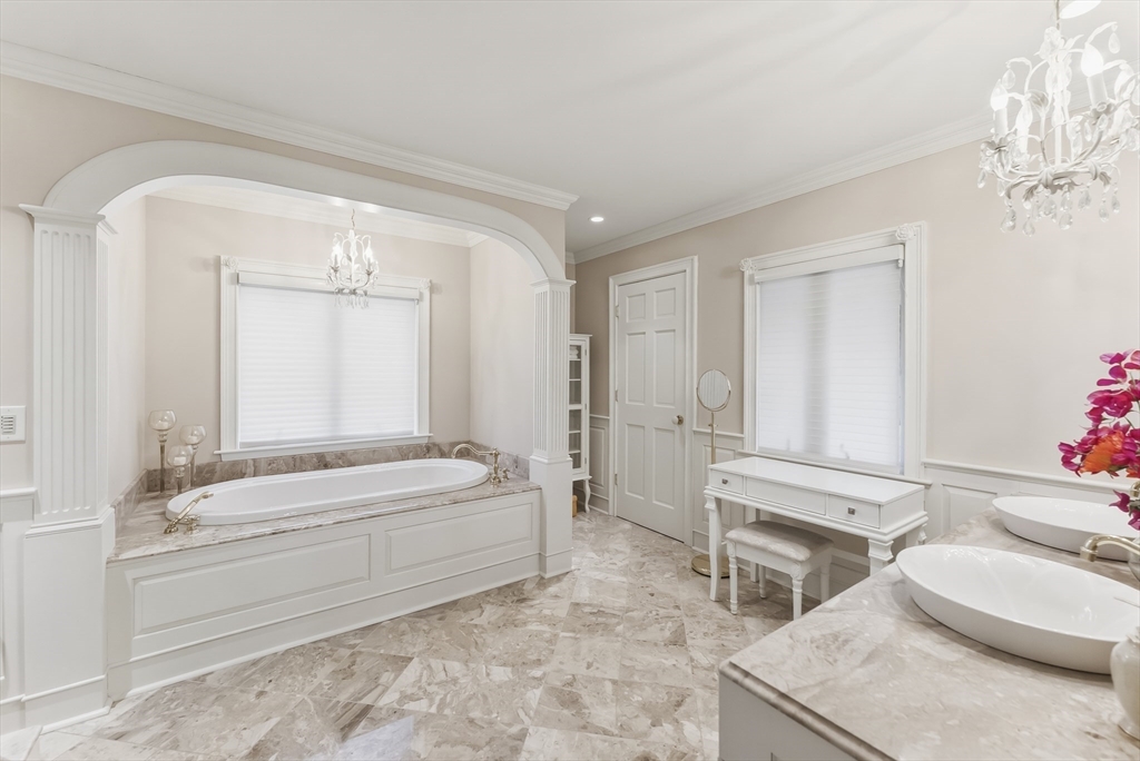 188 Carver Road Plymouth, MA 02360 - Photo 9 of 42