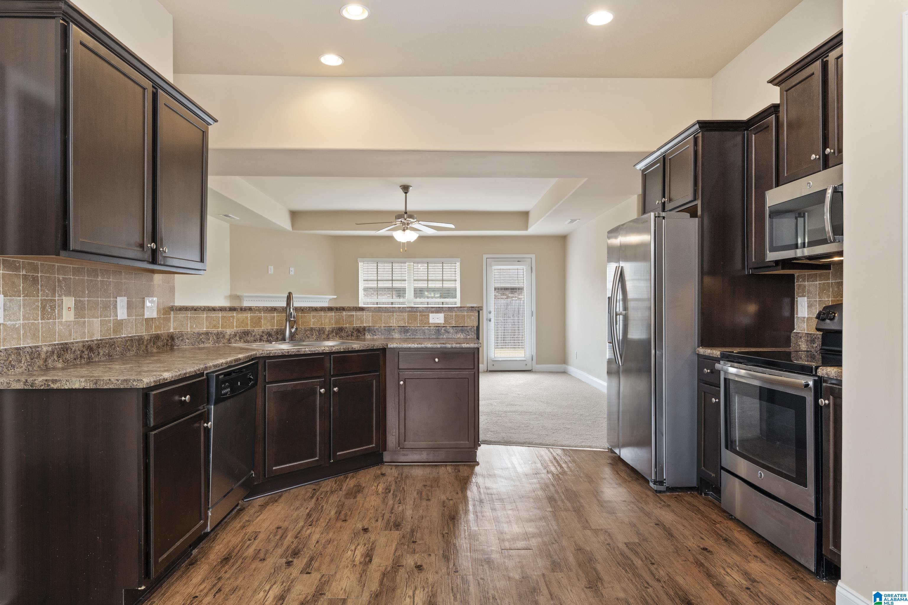 105 River Crest Lane Helena, AL 35080 - Photo 2 of 35