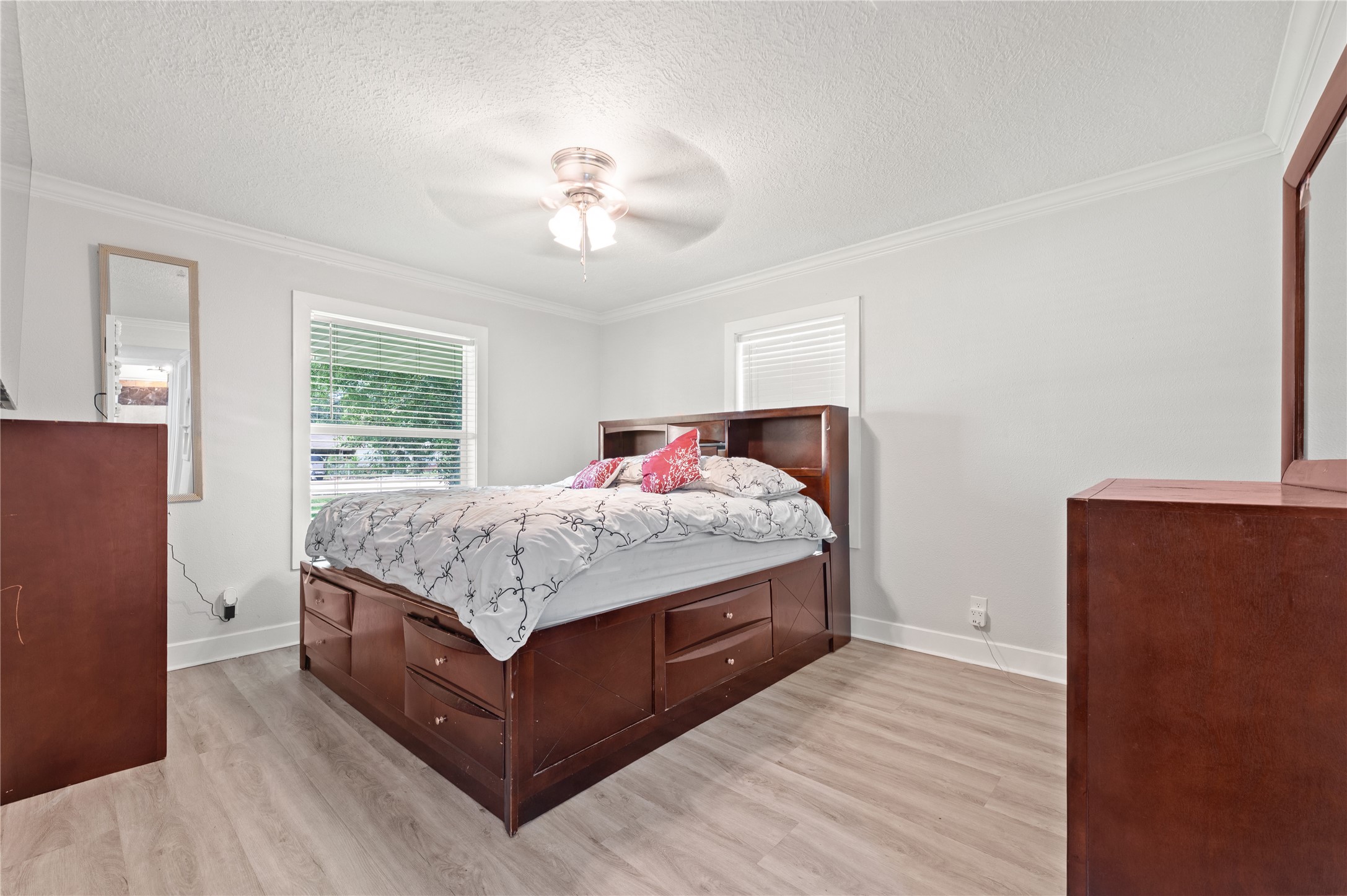 1500 Massey Tompkins Road Baytown, TX 77521 - Photo 12 of 26