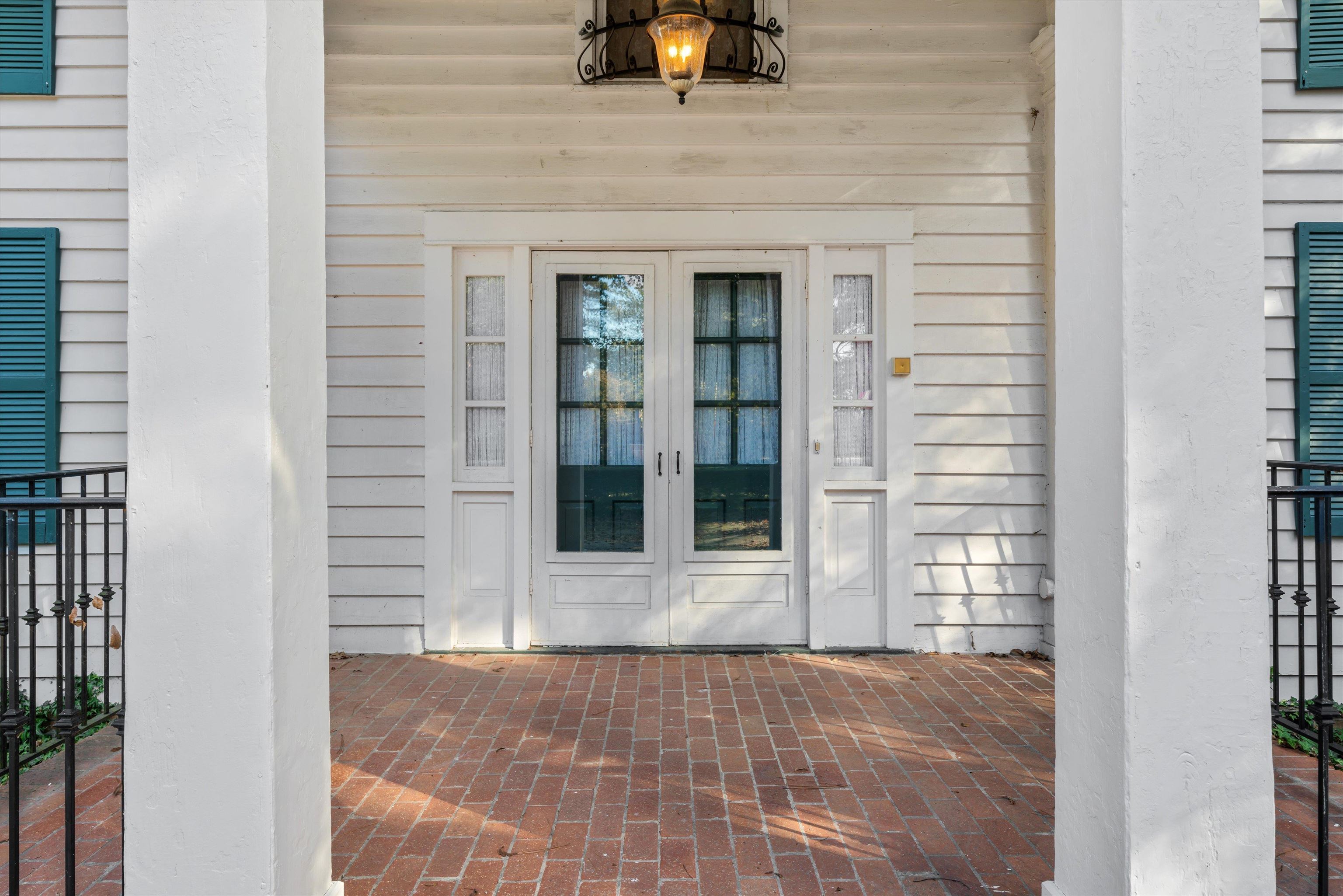 4375 Old Forest Road Memphis, TN 38125 - Photo 3 of 21 a front view of a building with a entrance