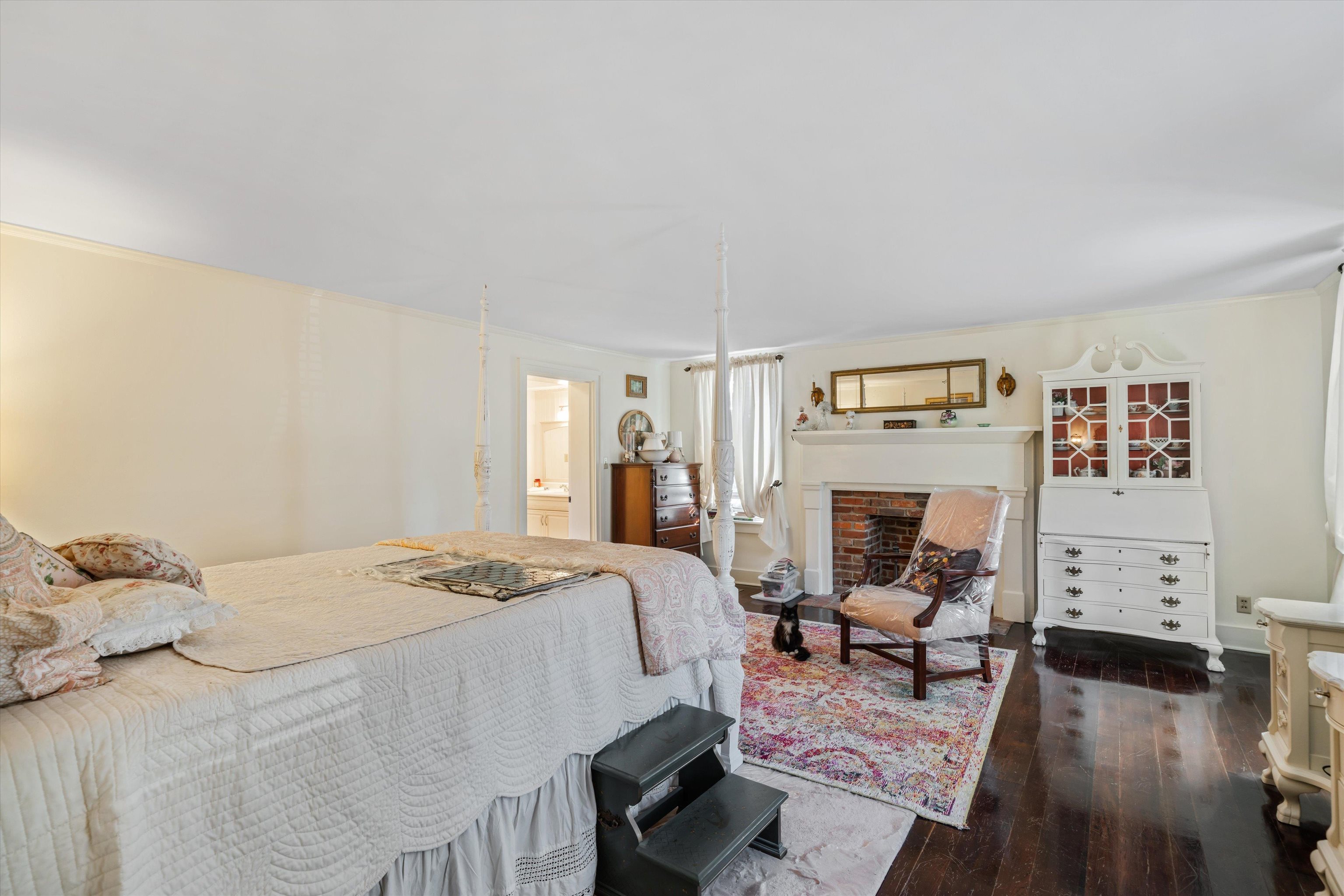 4375 Old Forest Road Memphis, TN 38125 - Photo 10 of 21 a bed room with a bed and a couch