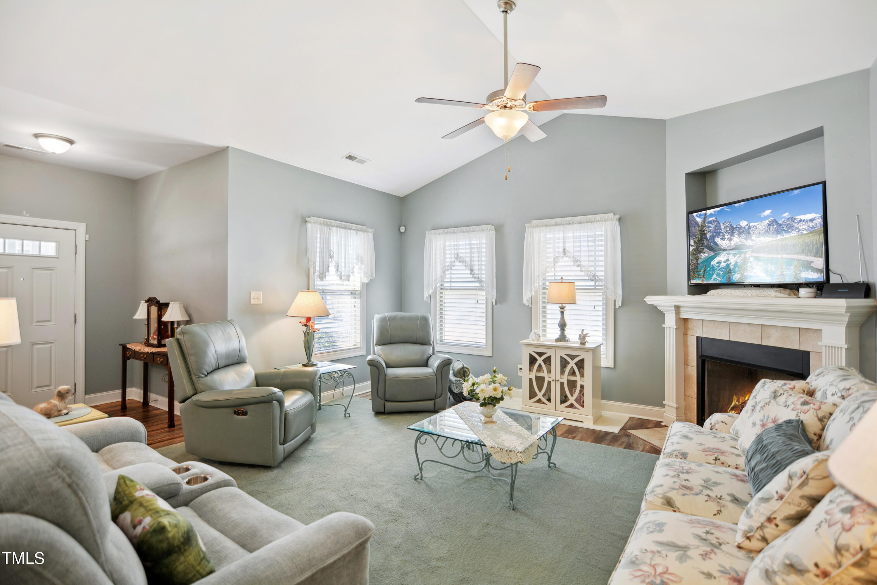 70 Awesome Ridge Garner, NC 27529 - Photo 4 of 27 004