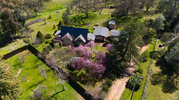 $354,900 | 1996 River View Road, Clearlake Oaks, CA 95423