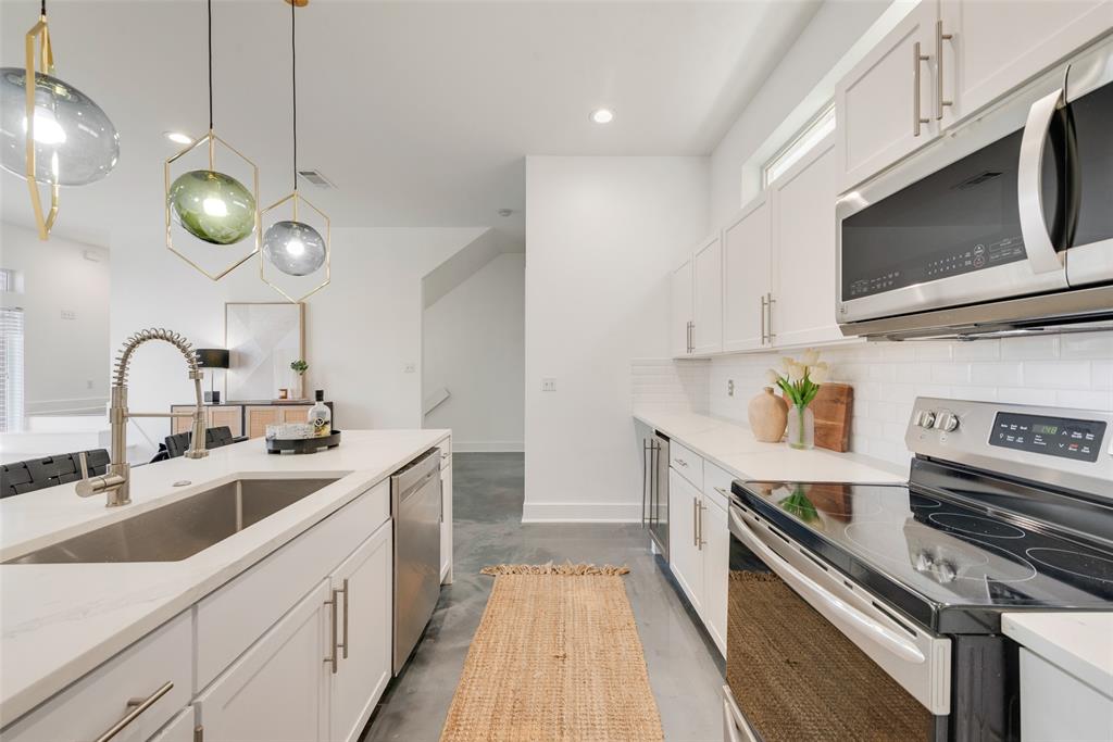 5711 Ross Avenue, Unit 2 Dallas, TX 75206 - Photo 21 of 36