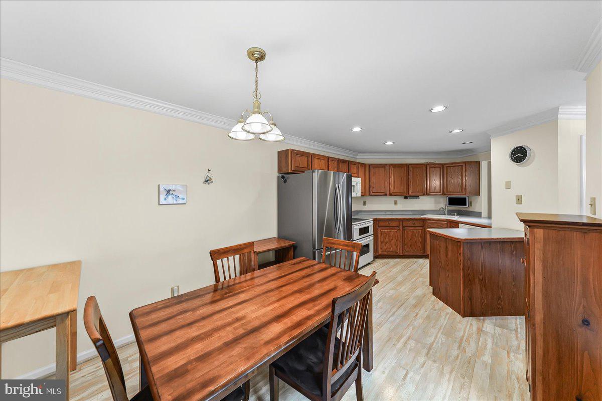 402 Sumner Way West Chester, PA 19382 - Photo 15 of 33 How spacious is this kitchen!