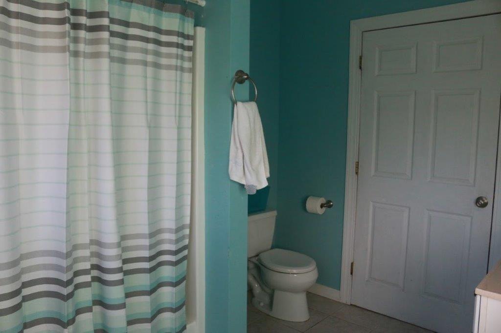 355 East Pittston Road Pittston, ME 04345 - Photo 26 of 35 TUB AND SHOWER
