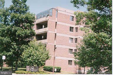 2903 Fallstaff Road, Unit 108 Baltimore, MD 21209 - Photo 3 of 30 Exterior (Front)