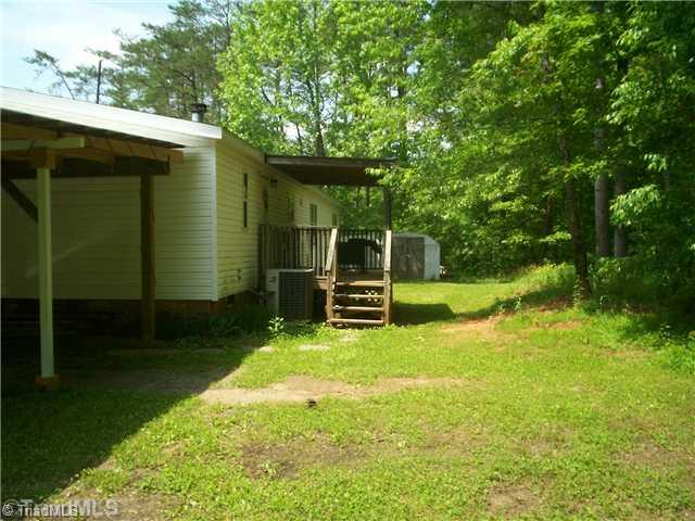 1340 Frans Road Westfield, NC 27053 - Photo 16 of 16 Exterior Back.