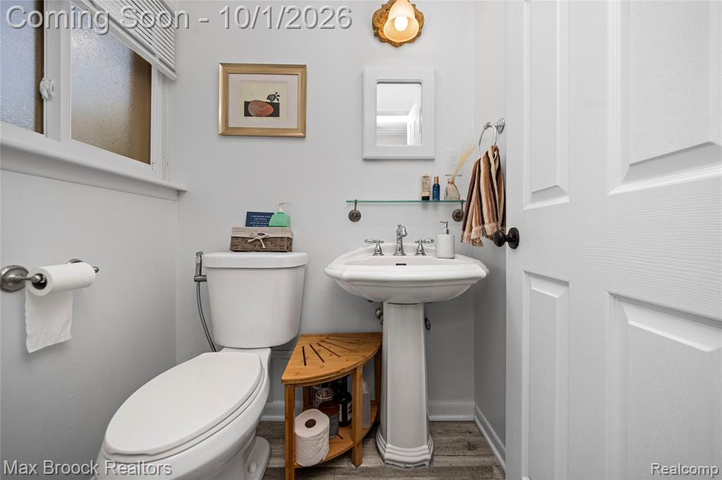 23244 Tuck Road Farmington Hills, MI 48336 - Photo 23 of 53 Gallery Image 23