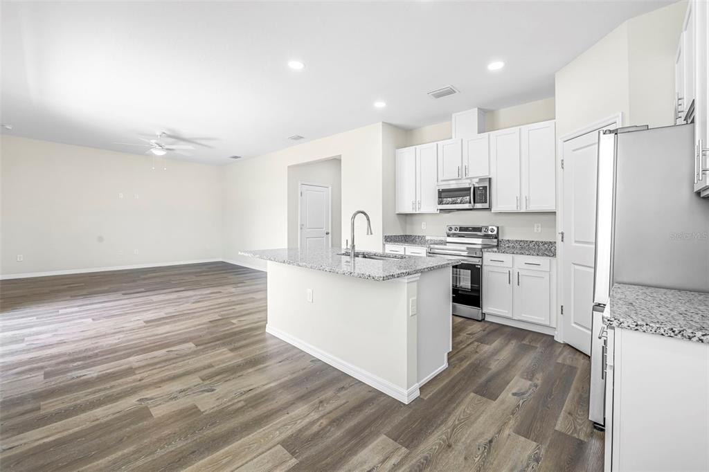 9313 Gentle Ben Court Weeki Wachee, FL 34613 - Photo 18 of 76