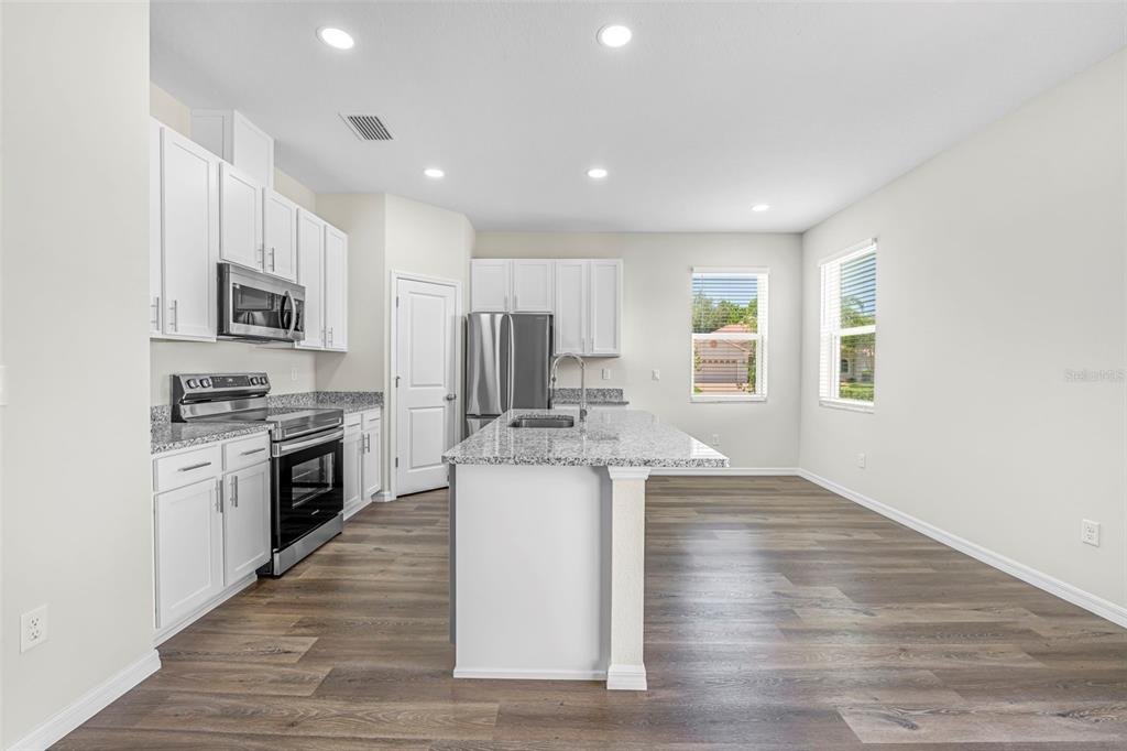 9313 Gentle Ben Court Weeki Wachee, FL 34613 - Photo 7 of 76
