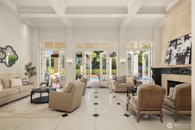 $8,800,000 | 4 Diamond Ranch South, Bellevue, WA 98004