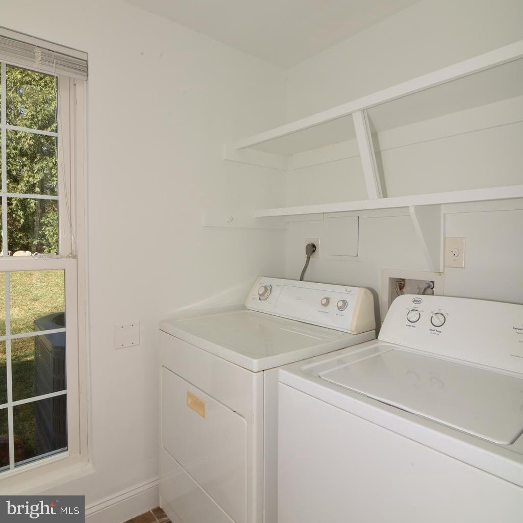 453 Foxridge Drive Southwest Leesburg, VA 20175 - Photo 18 of 35 Laundry Room on the Main Level Hallway