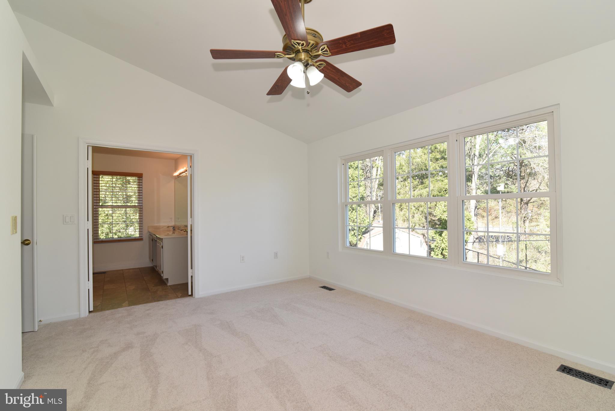 453 Foxridge Drive Southwest Leesburg, VA 20175 - Photo 20 of 35 Primary Bedroom