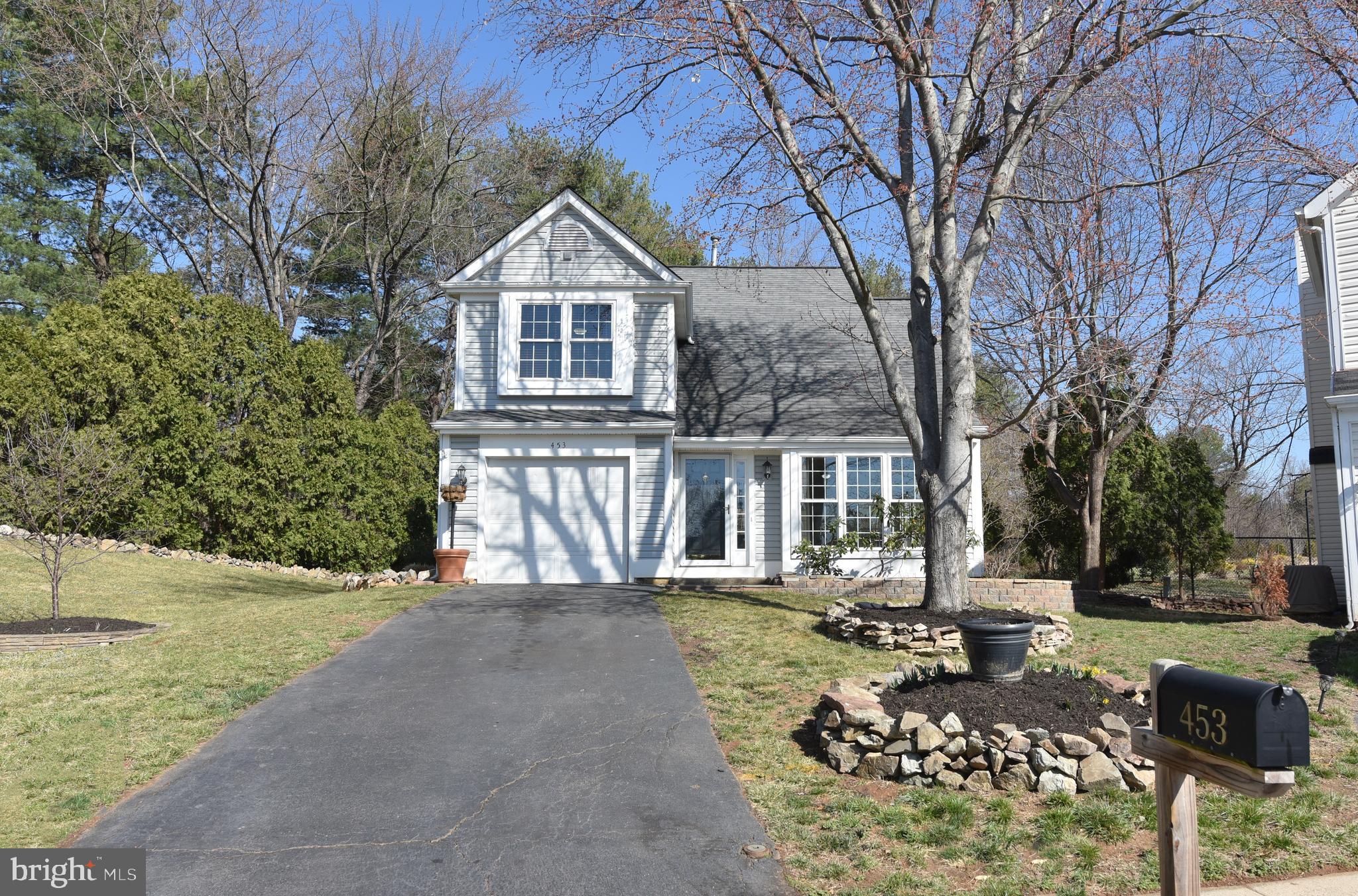 453 Foxridge Drive Southwest Leesburg, VA 20175 - Photo 2 of 35 Front Exterior 2