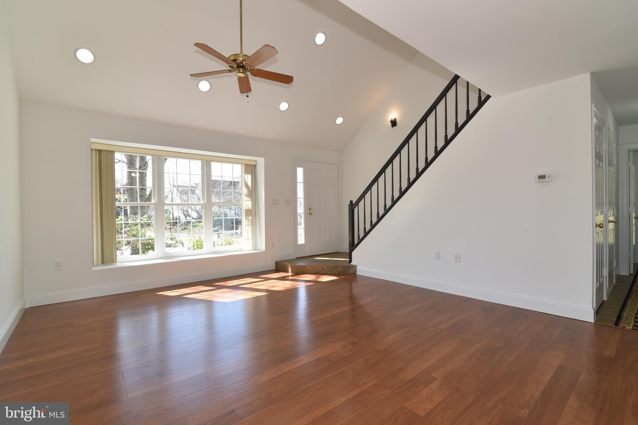 453 Foxridge Drive Southwest Leesburg, VA 20175 - Photo 4 of 35 View of Living Room & Foyer from the Dining Room