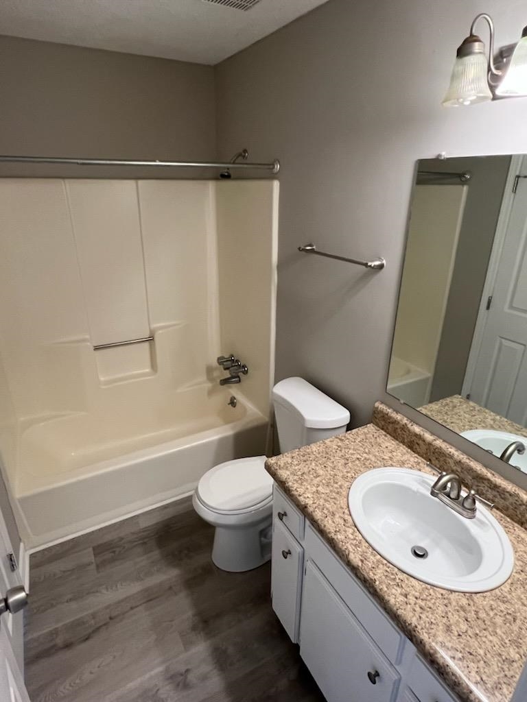 14 Hidden Springs Road Spartanburg, SC 29302 - Photo 8 of 12 Gallery Image 8