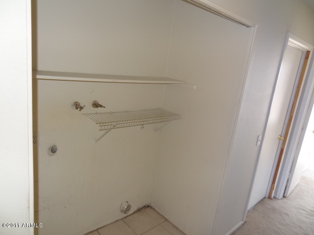 4467 East Pearce Road Phoenix, AZ 85044 - Photo 13 of 25 023-142253- laundry