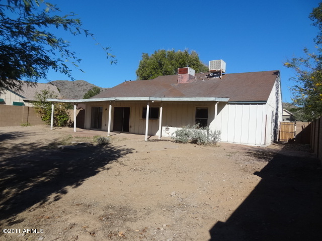 4467 East Pearce Road Phoenix, AZ 85044 - Photo 18 of 25 023-142253- Rear