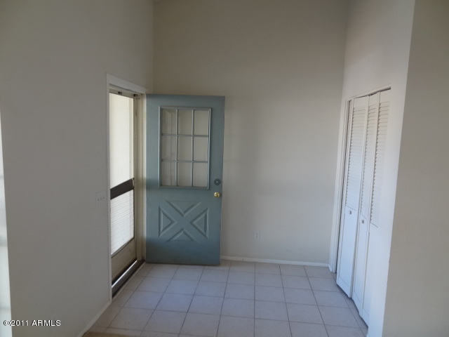 4467 East Pearce Road Phoenix, AZ 85044 - Photo 19 of 25 023-142253-entrance
