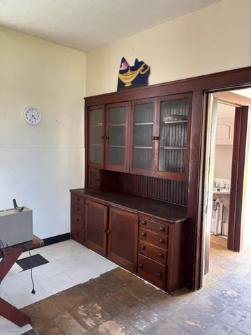 $92,000 | 810 Vine Street, Manistee, MI 49660