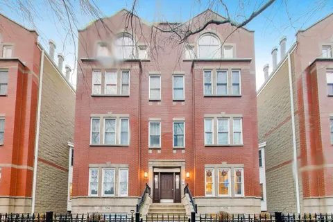$824,900 | 1312 West Fletcher Street, Unit 3W, Chicago, IL 60657