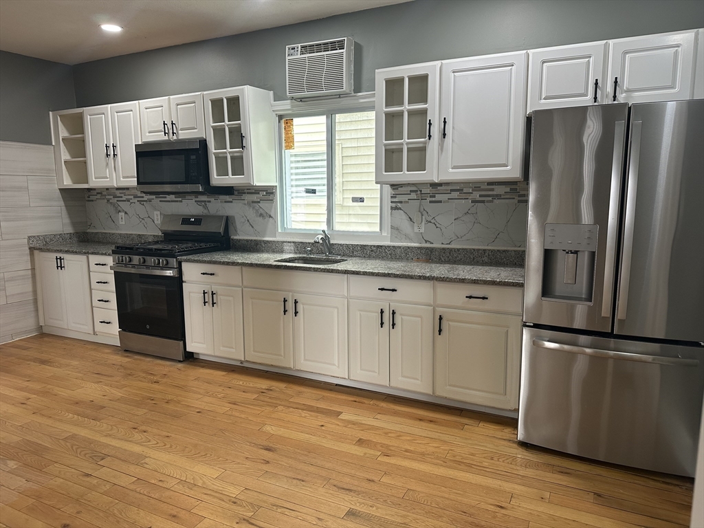 80 Maverick Street, Unit 1 Chelsea, MA 02150 - Photo 8 of 24 Gallery Image 8