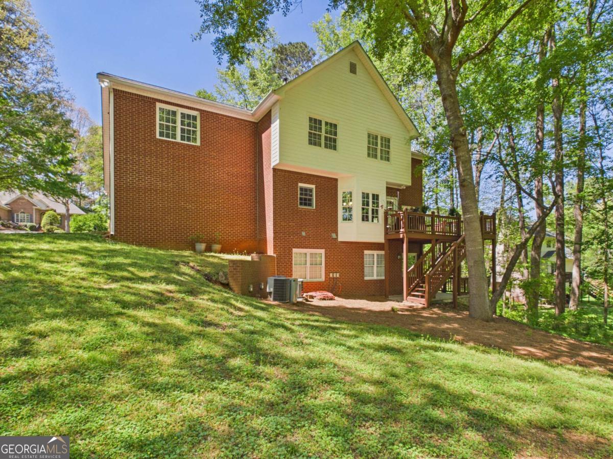 1120 Laurel Pointe Watkinsville, GA 30677 - Photo 45 of 50 a front view of house with yard