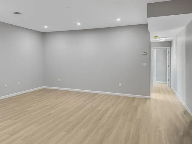 $2,500 | 729-731 Broadway, Unit 2, Bayonne, NJ 07002