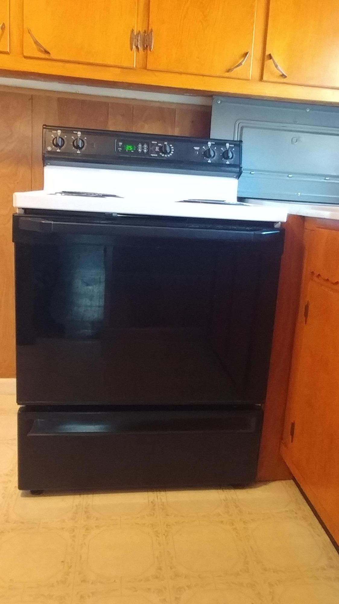 309 North Jenkins Road Rossville, GA 30741 - Photo 14 of 32 Stove