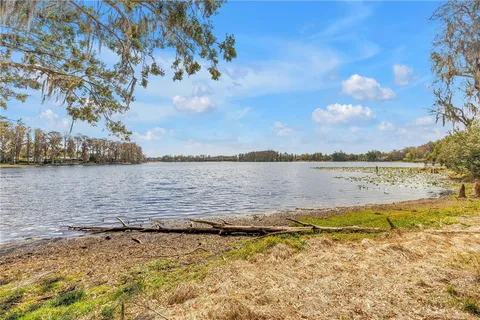 $444,000 | 3400 Waterbridge Drive, Tampa, FL 33618