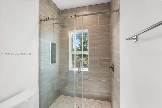 $1,599,000 | 84745 Old Highway, Unit 13, Islamorada, FL 33036