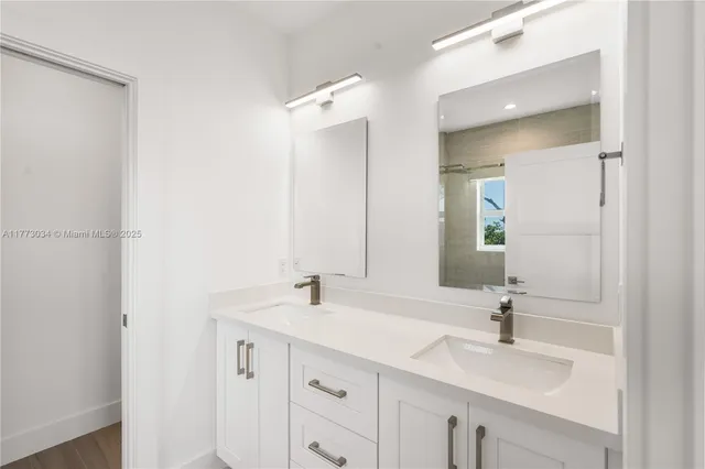 $1,599,000 | 84745 Old Highway, Unit 13, Islamorada, FL 33036