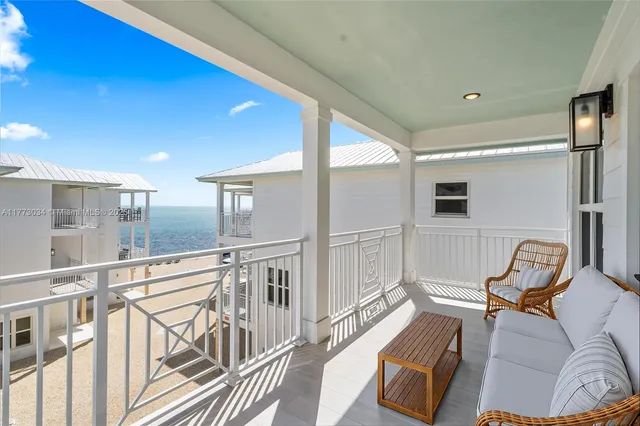 $1,599,000 | 84745 Old Highway, Unit 13, Islamorada, FL 33036