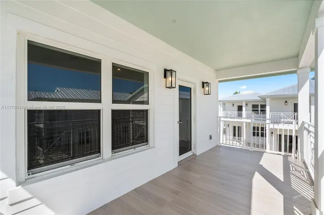 $1,599,000 | 84745 Old Highway, Unit 13, Islamorada, FL 33036