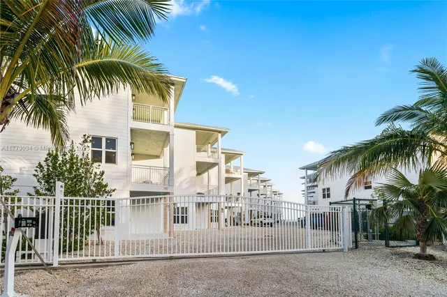 $1,599,000 | 84745 Old Highway, Unit 13, Islamorada, FL 33036